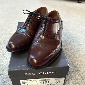 Bostonian men’s dress shoe.